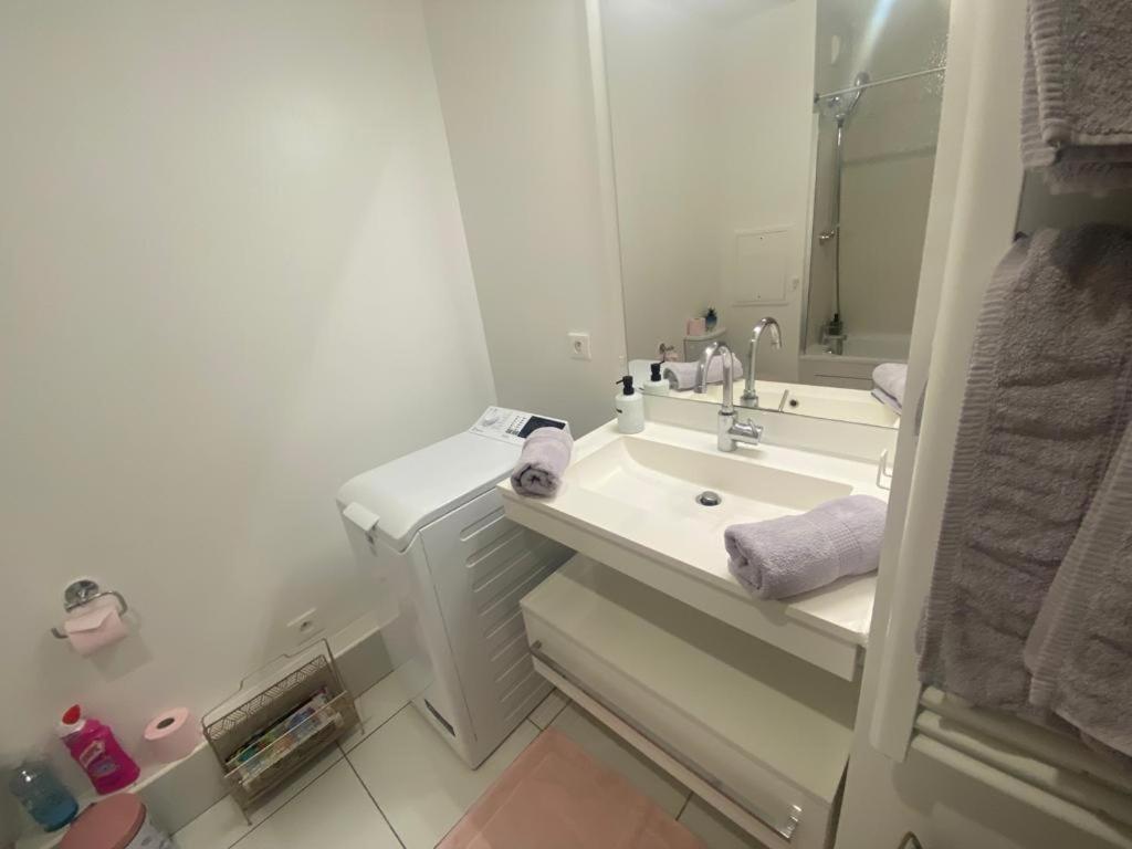 Appartement 80M2, Terrasse Sud, Metro 7 Direction Louvre A 8Minutes, Parking Sous-Sol, Proche Paris-Bercy Ivry-sur-Seine Zewnętrze zdjęcie